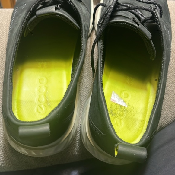 Ecco NWOB St. 1 Hybrid Lite Plain Black Toe Sneaker - Picture 6 of 6